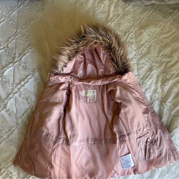 Toddler Girls Michael Kors Dusty Pink Puffer Jacket 3T - Picture 8 of 8